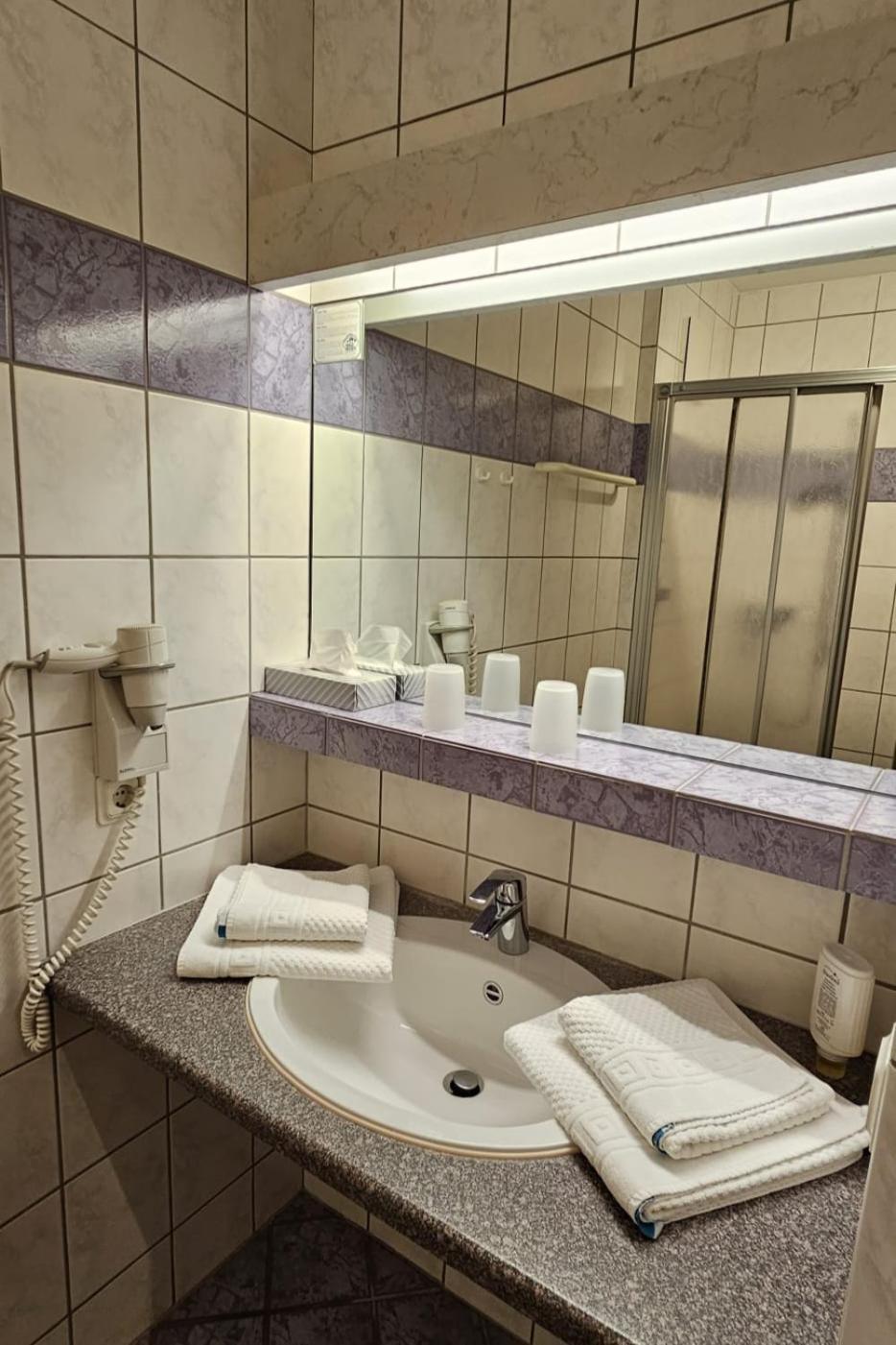 Hotel Landhaus Silbertanne Rotenburg an der Fulda Ngoại thất bức ảnh