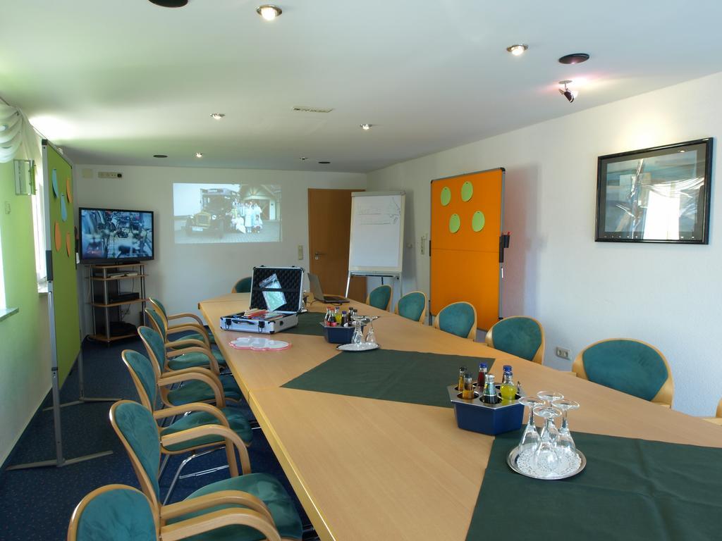 Hotel Landhaus Silbertanne Rotenburg an der Fulda Ngoại thất bức ảnh